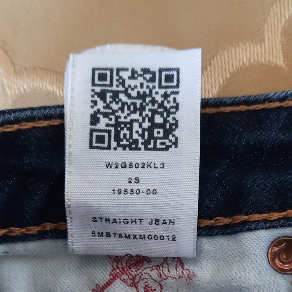 True Religion Straight Leg Low Rise Designer Jean - Picture 7 of 9
